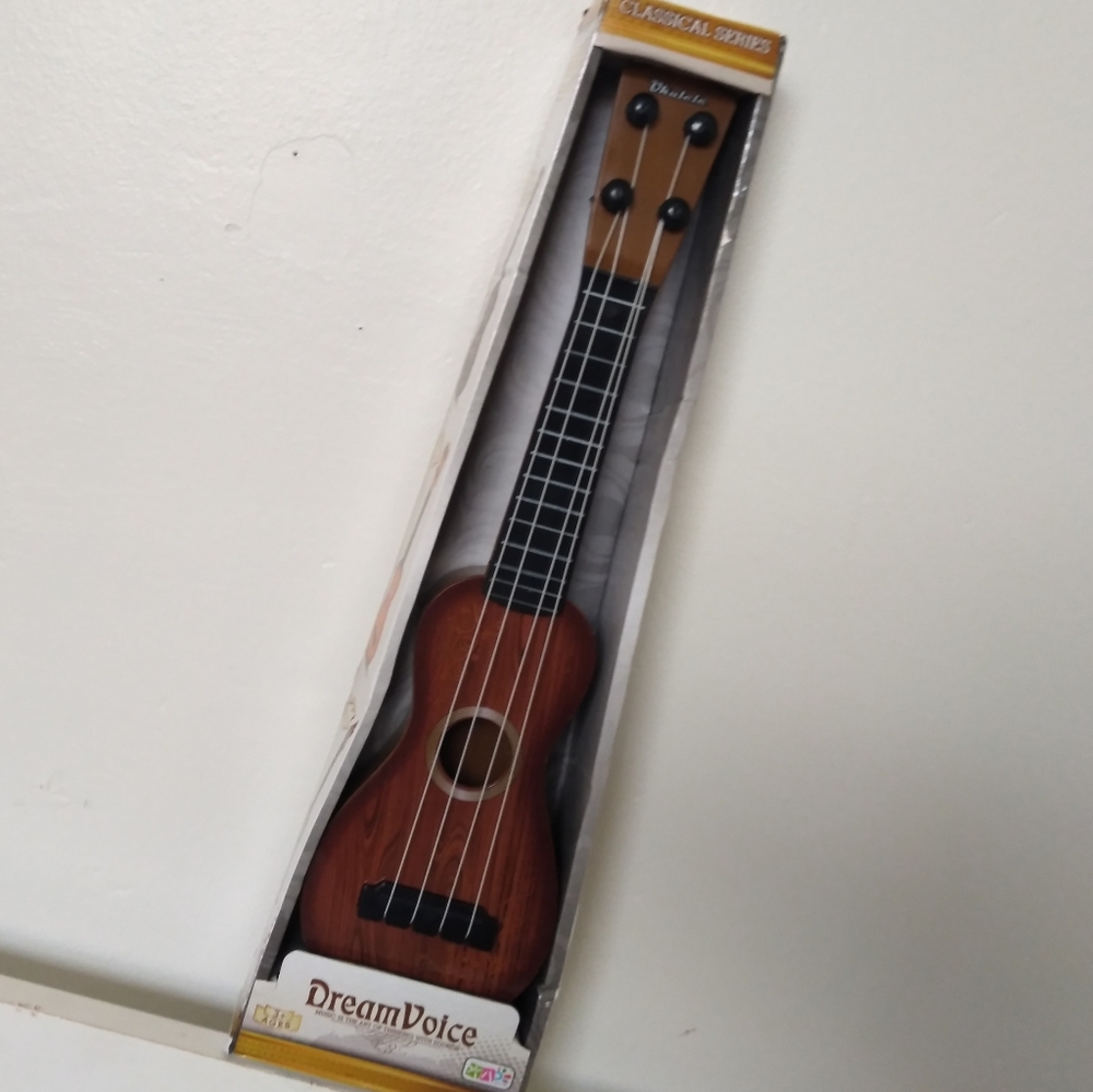 Kids Ukulele | NWT